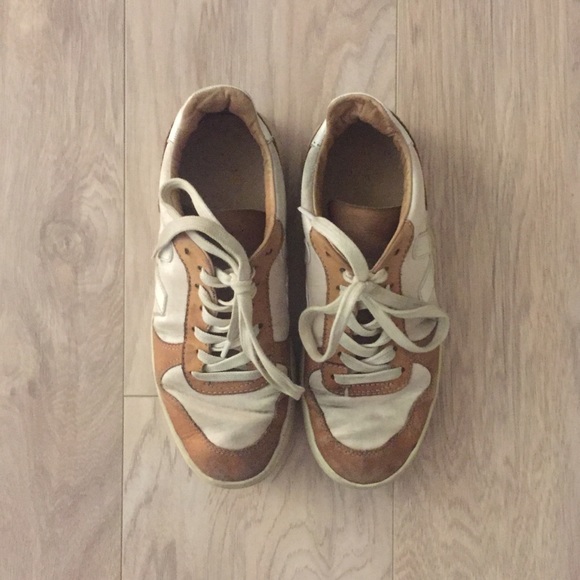 Veja V-12 sneakers - Picture 2 of 4